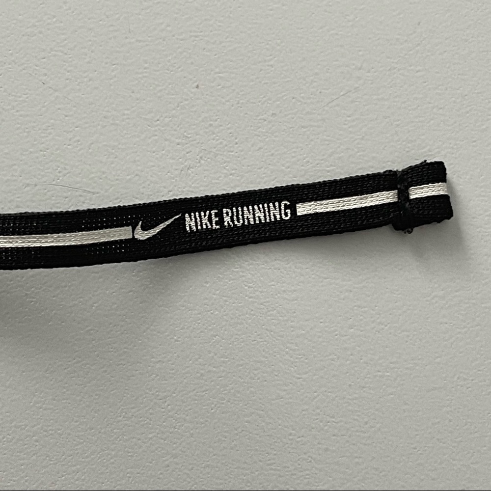 Nike Dri-Fit Run Fast Live Fearless Capri Legging - Picture 4 of 13
